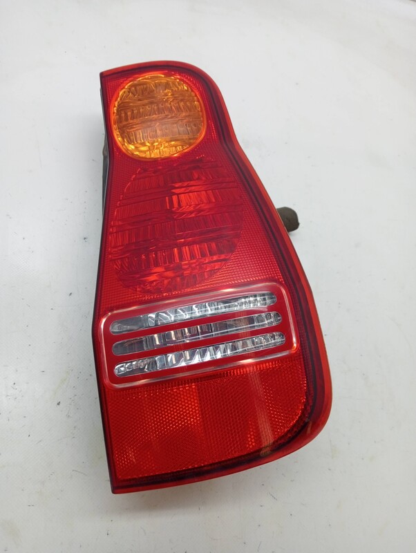 Fanale posteriore principale destro (luci) HYUNDAI MATRIX (FC) 1.5 CRDi 16V GLS Diésel - 1