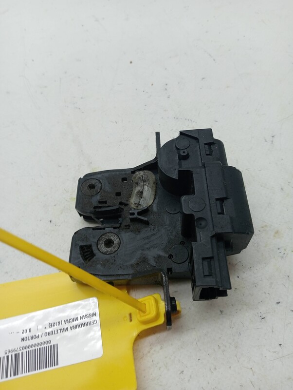 Serrure de coffre NISSAN MICRA (K12E) Essence - 1