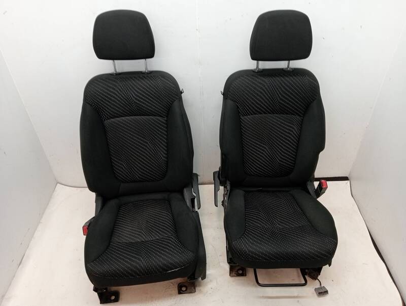 Support siege droit FIAT FREEMONT (345) Lounge Diesel - 1