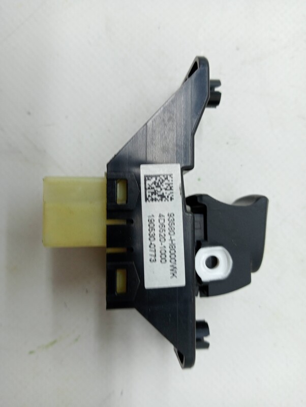 Interruttore lavacristalli posteriore sinistro KIA STONIC 1.0 T- GDI Gasolina - 1