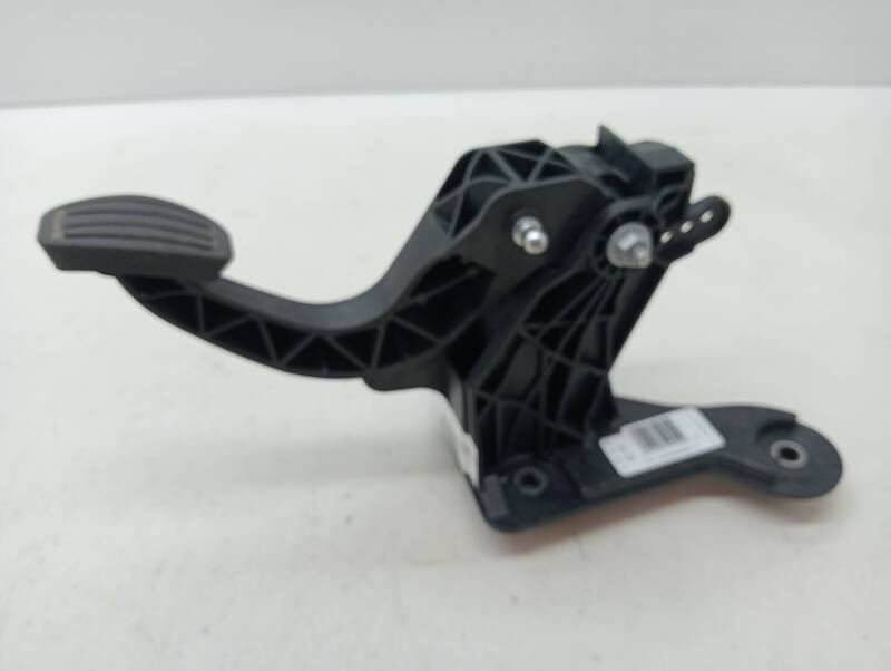 Pedale della frizione PEUGEOT 2008 (P1) Gasolina - 1