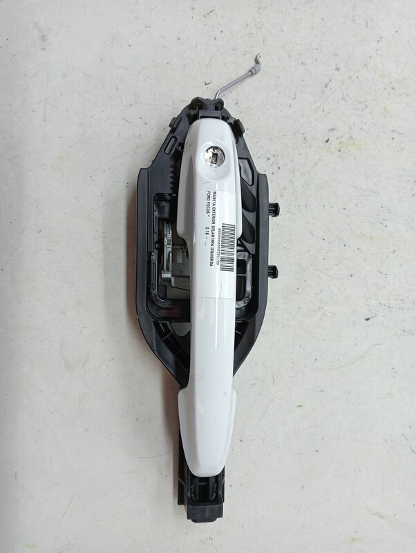 Poignee porte avant gauche FORD FOCUS Essence - 1