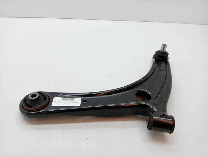 Triangolo inferiore anteriore sinistro MITSUBISHI ASX Gasolina - 1