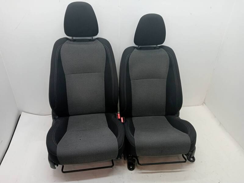 Support siege droit TOYOTA YARIS Essence - 1