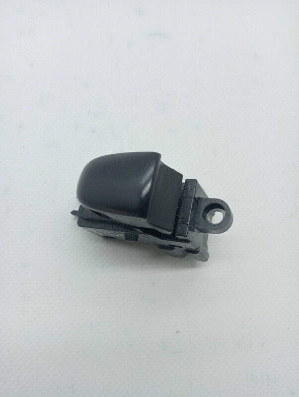Interruttore lavacristalli posteriore destro NISSAN JUKE (F15) Gasolina - 1