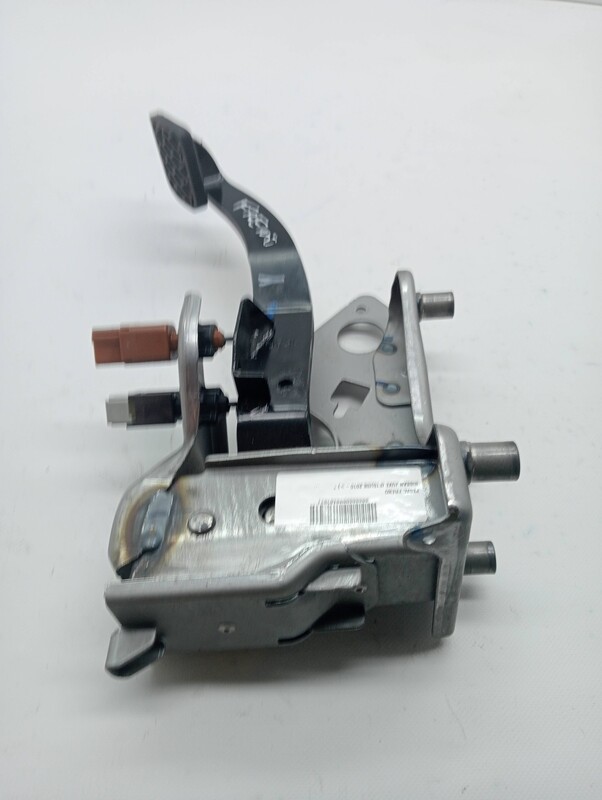 Pedale del freno NISSAN JUKE (F15) Gasolina - 1