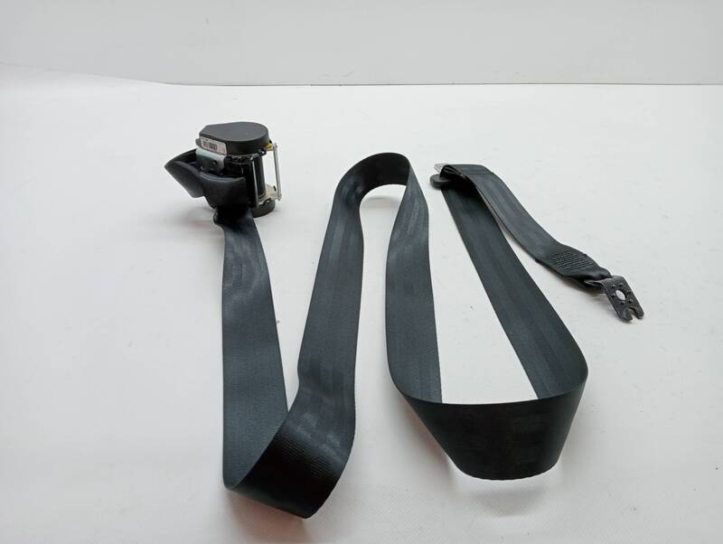 Ceinture arriere droit SEAT LEON SC (5F5) Essence - 1