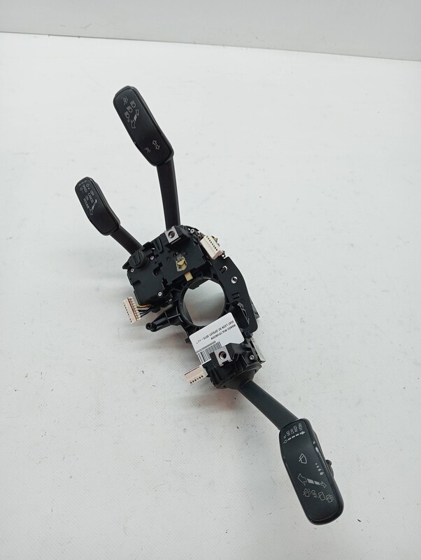 Commande autoradio SEAT LEON SC (5F5) Essence - 1