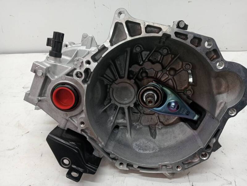 Boite de vitesses HYUNDAI IX20 1.4 CAT Essence - 1
