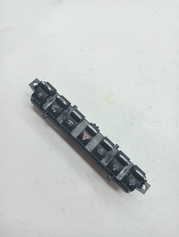 Interruttore luci emergenza PEUGEOT 3008 Gasolina - 1