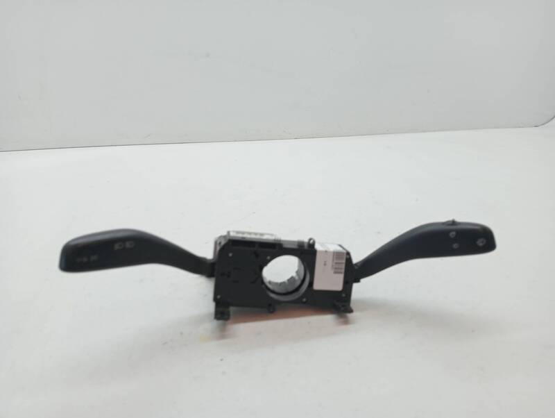 Commande autoradio VOLKSWAGEN POLO (9N3) Essence - 1