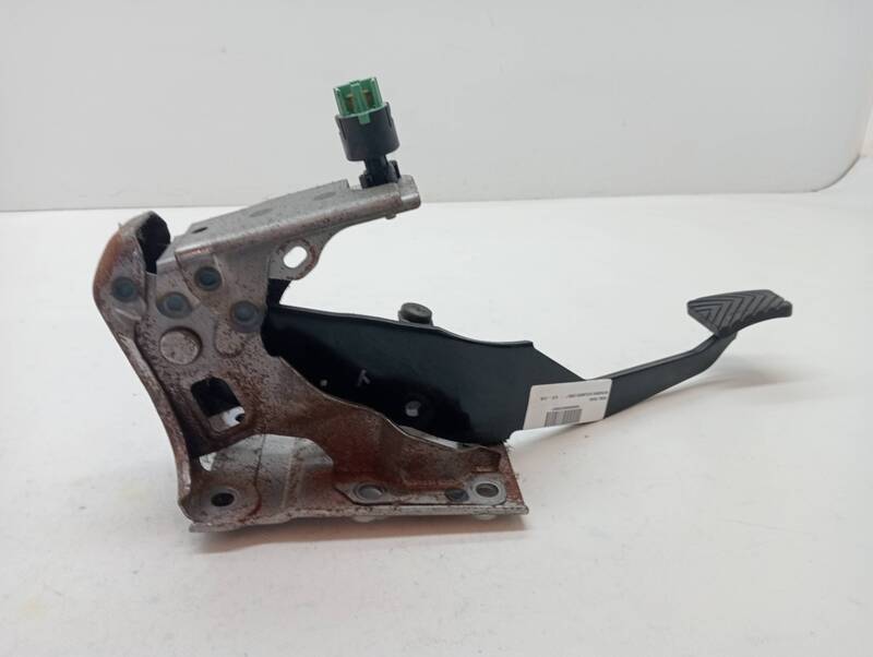 Pedale del freno MITSUBISHI OUTLANDER (CW0) Gasolina - 1