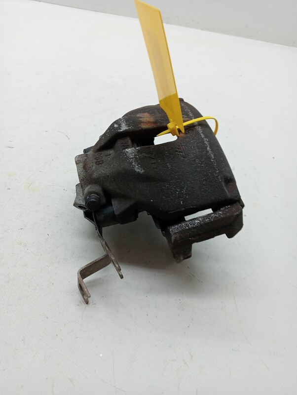 Etrier avant droit (freinage) AUDI A4 BERLINA (8E) Essence - 1