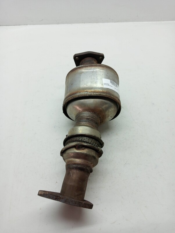 Catalyseur (echappement) AUDI A4 BERLINA (8E) Essence - 1