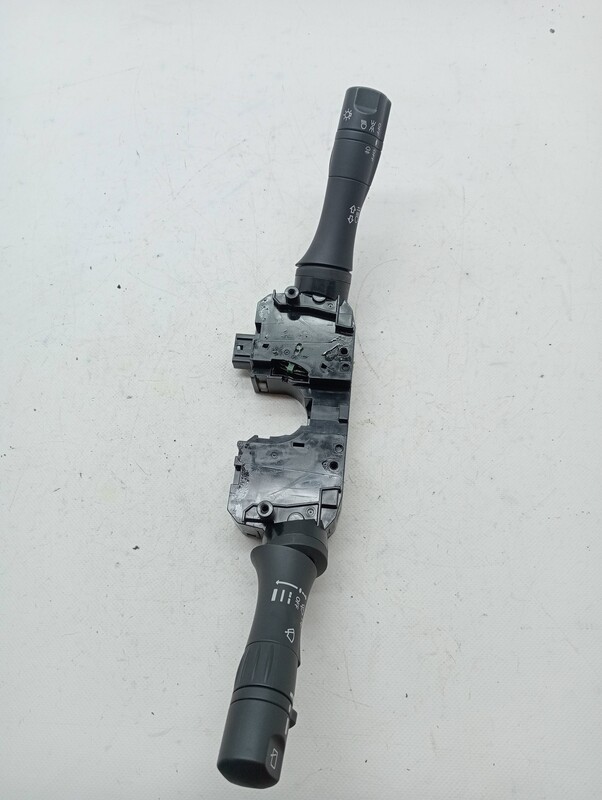 Commande autoradio NISSAN MICRA (K13) Essence - 1