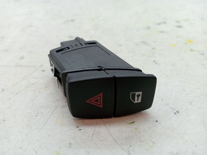 Bouton de warning BMW SERIE 1 LIM. (F21) Diesel - 1