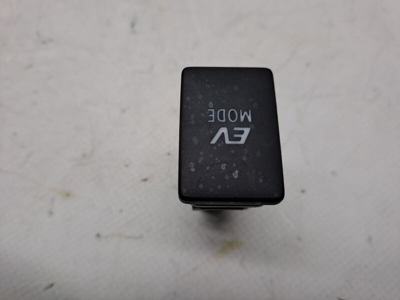 Module électronique TOYOTA YARIS  - 1