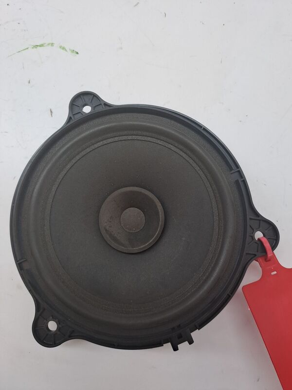 Haut parleur NISSAN QASHQAI (J10) Diesel - 1