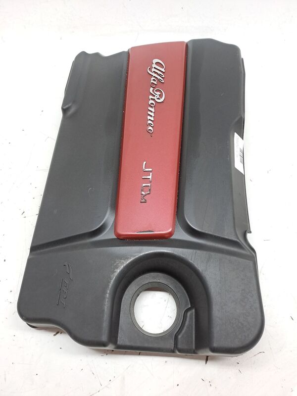 Cache moteur  ALFA ROMEO MITO (145) Diesel - 1