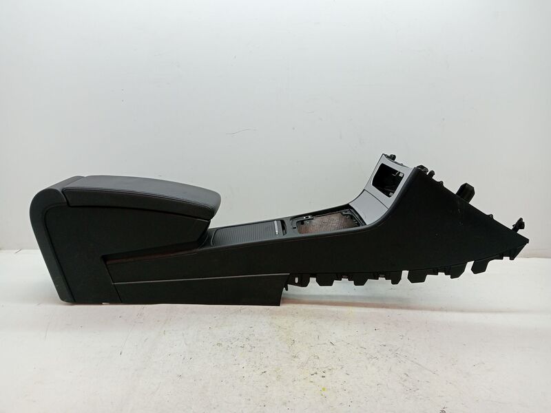 Console central (interieur plastique) VOLKSWAGEN PASSAT CC (357) Diesel - 1