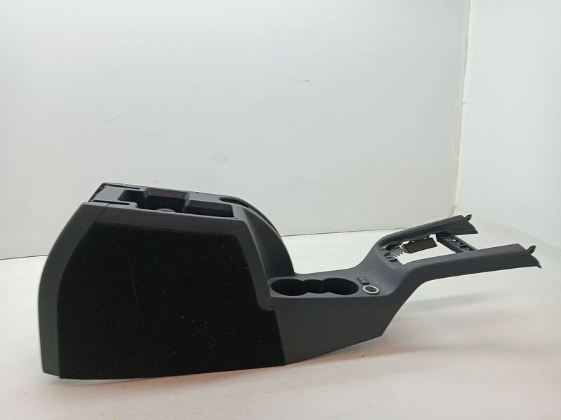 Console central (interieur plastique) SKODA YETI Essence - 1