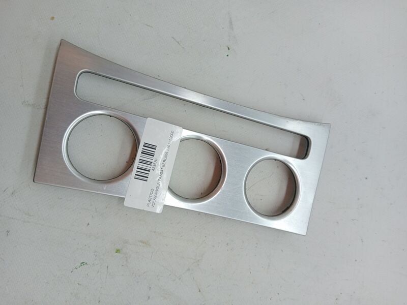 Rivestimento VOLKSWAGEN PASSAT BERLINA (3B3) Gasolina - 1