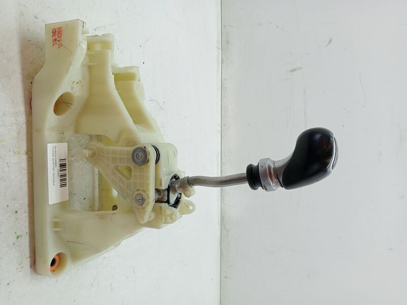Levier de vitesses HYUNDAI I20 ACTIVE Essence - 1