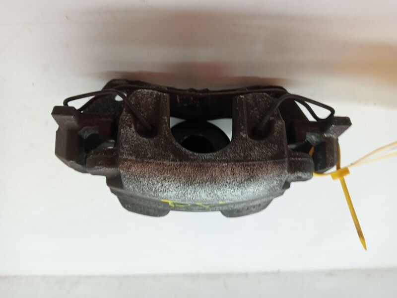 Etrier avant gauche (freinage) OPEL ASTRA GTC Essence - 1