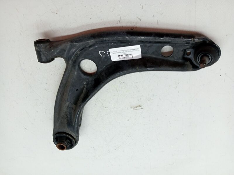 Triangolo inferiore anteriore destro TOYOTA YARIS (KSP9/SCP9/NLP9) Gasolina - 1