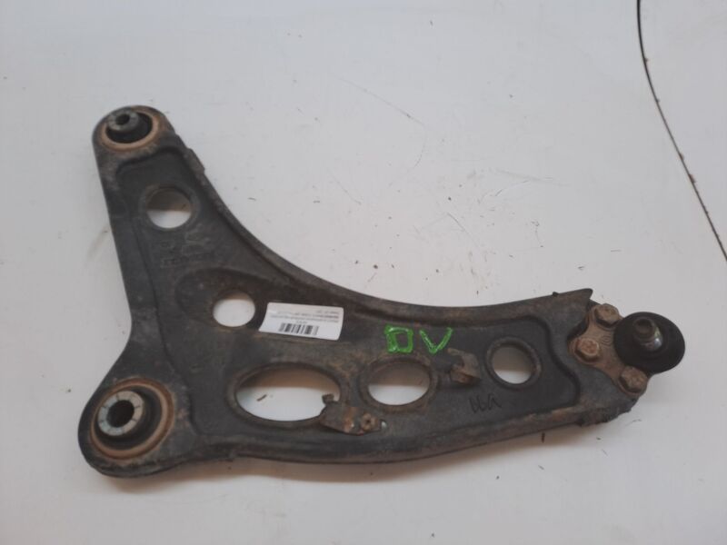 Triangolo inferiore anteriore sinistro RENAULT TRAFIC COMBI (AB 4.01) 2.0 dCi Diesel CAT Diésel - 1