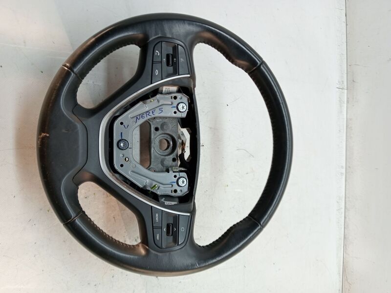 Volant HYUNDAI I20 ACTIVE Essence - 1