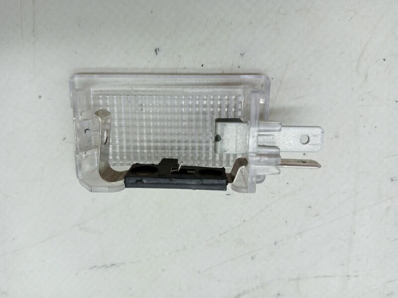 Eclairage de plafonnier HYUNDAI I30 (GD) Diesel - 1