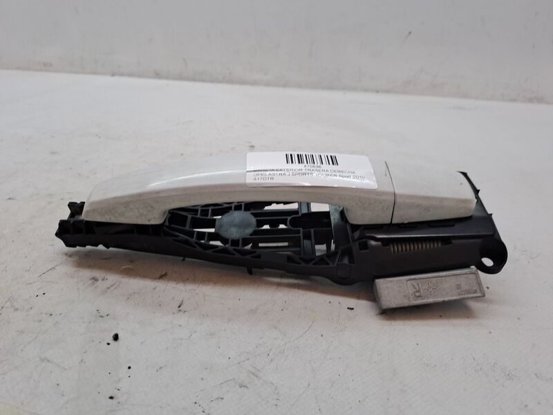 Poignee porte arriere droit OPEL ASTRA J SPORTS TOURER Sport Diesel - 1
