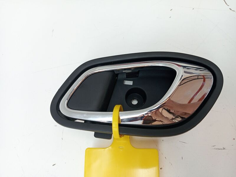 Poignee interieur arriere gauche KIA CEE'D Essence - 1