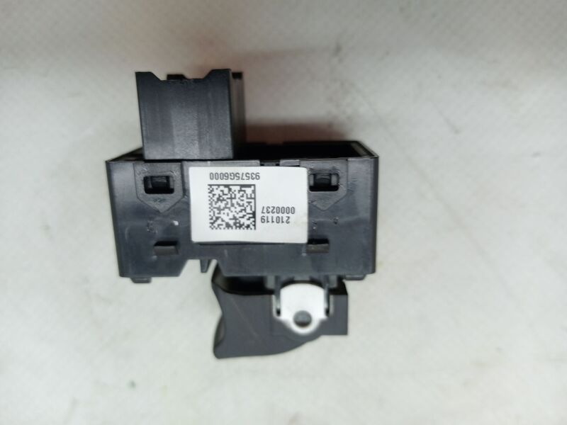Interruttore lavacristalli anteriore destro KIA PICANTO (JA) Gasolina - 1