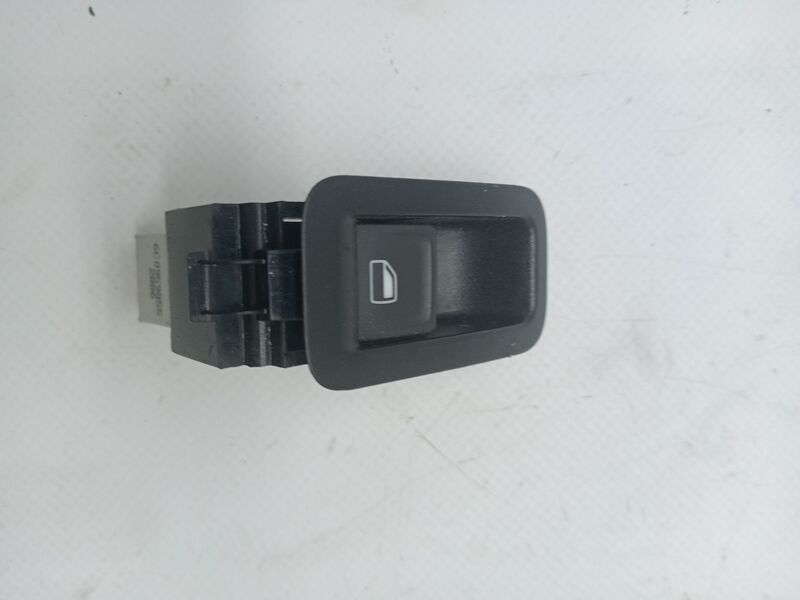 Interruttore lavacristalli posteriore destro VOLKSWAGEN POLO (6C1) Gasolina - 1