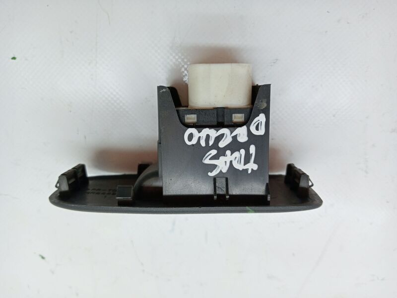 Interruttore lavacristalli posteriore destro MITSUBISHI MONTERO (V60/V70) 3.2 DI-D Avance Diésel - 1