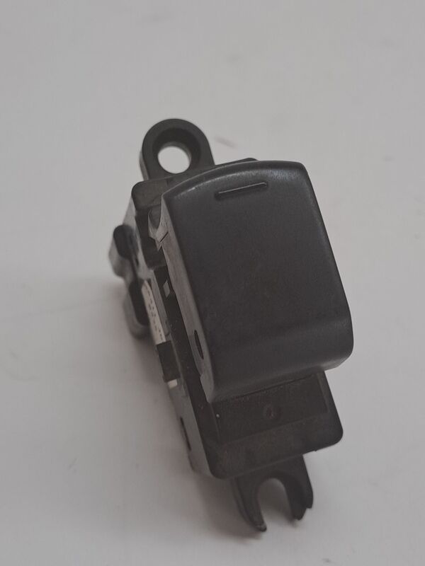 Interruttore lavacristalli posteriore destro NISSAN QASHQAI (J10) Diésel - 1