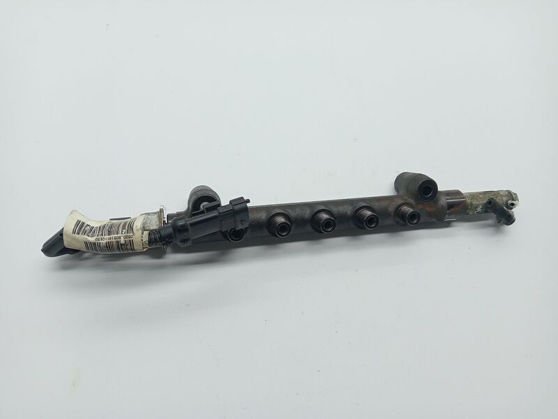 Rampe injection VOLKSWAGEN PASSAT LIM. (3G2) 2.0 TDI Essence - 1