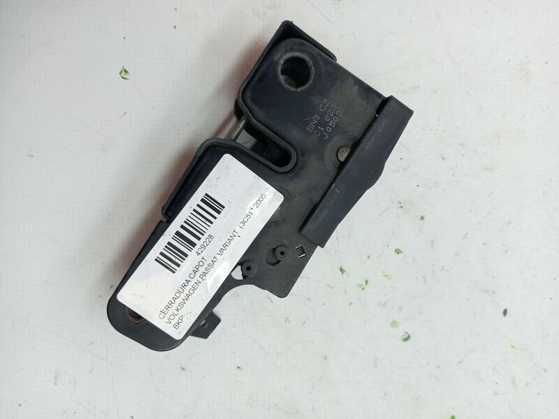 Serrure de capot VOLKSWAGEN PASSAT VARIANT (3C5) Essence - 1