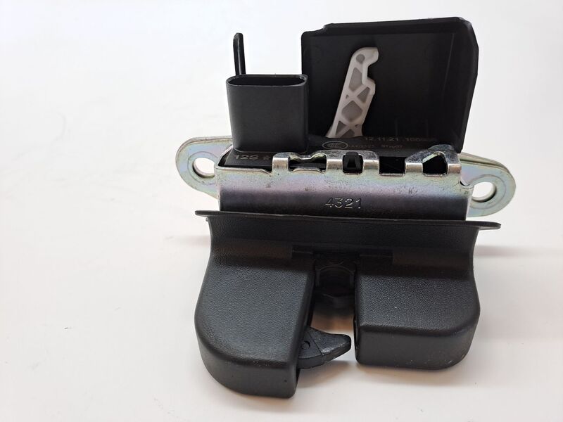 Serrure de coffre VOLKSWAGEN GOLF VIII LIM. (CD1) Diesel - 1