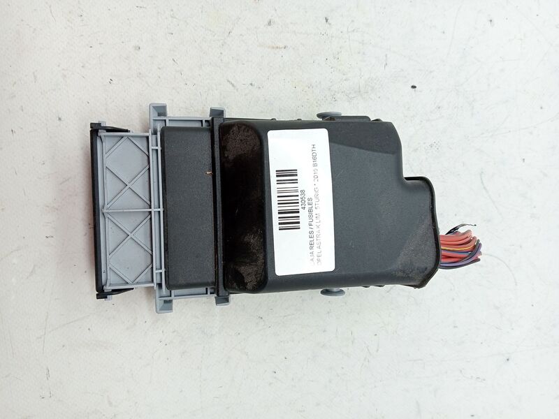 Boitier servitude moteur (BSM) OPEL ASTRA K LIM. 5TÜRIG Essence - 1
