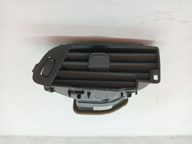 Bocchetta aerazione cruscotto OPEL ASTRA GTC Gasolina - 1