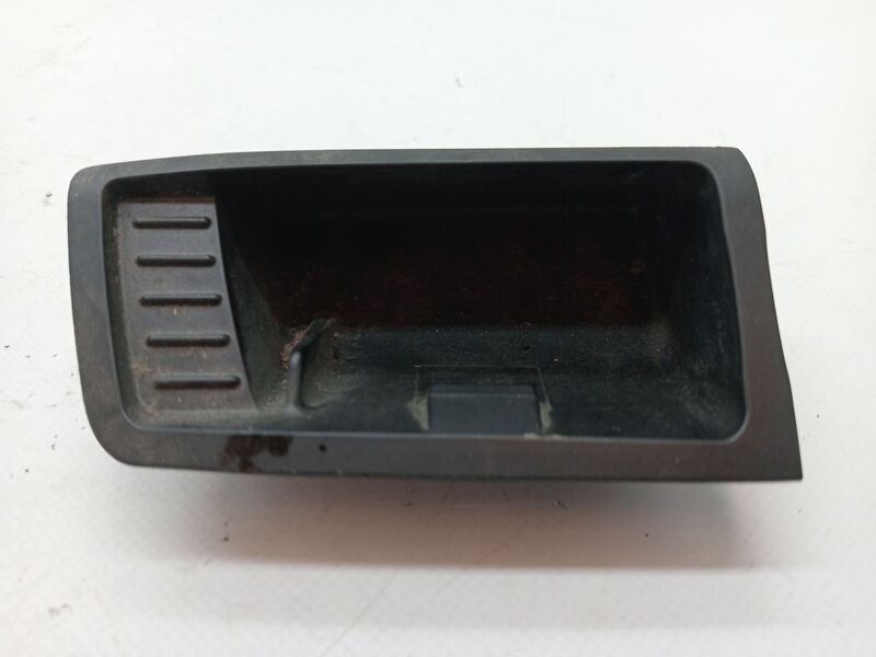 Cendrier BMW SERIE 1 BERLINA (E81/E87) 118d Diesel - 1