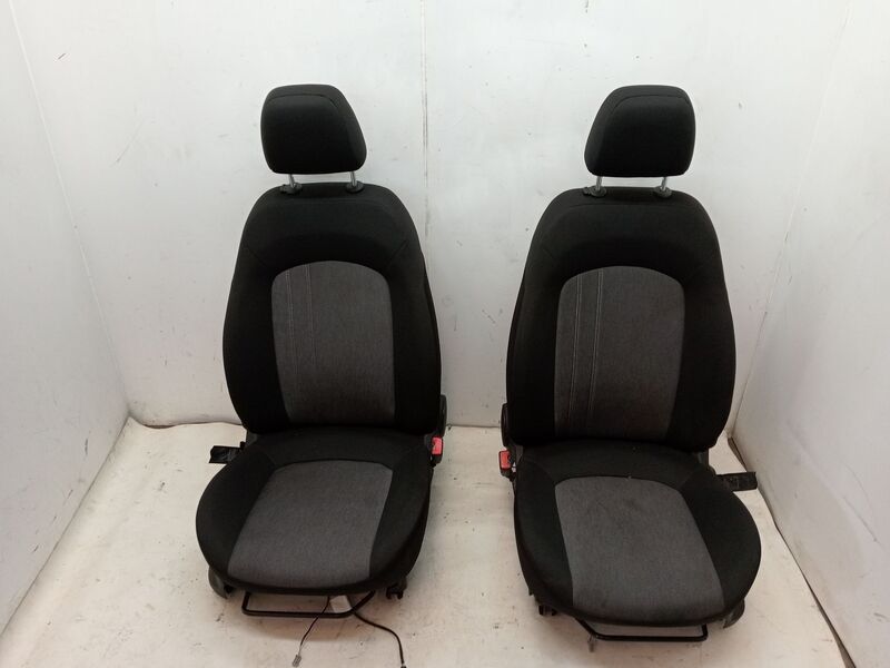 Support siege droit FIAT PUNTO (199) Essence - 1