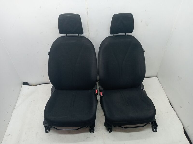 Support siege droit TOYOTA YARIS (KSP9/SCP9/NLP9) Essence - 1