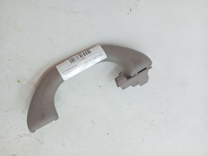 Poignee de maintien VOLKSWAGEN PASSAT BERLINA (3B3) Essence - 1
