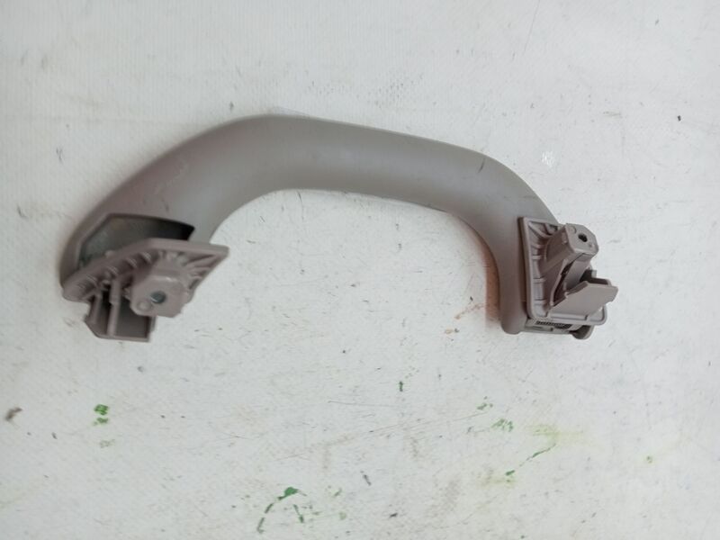 Poignee de maintien VOLKSWAGEN PASSAT BERLINA (3B3) Essence - 1