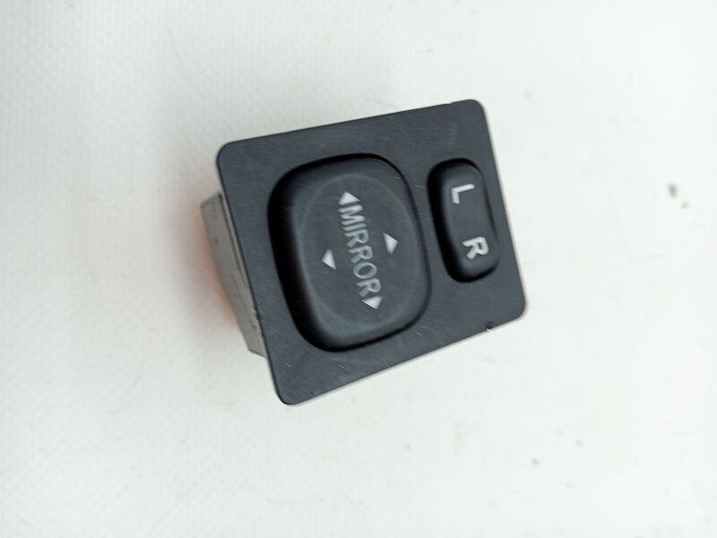 Commande retroviseurs TOYOTA AURIS 1.4 Turbodiesel CAT Diesel - 1
