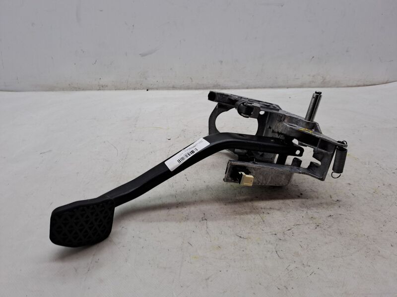Pedale d'embrayage BMW SERIE 1 LIM. (F20) Diesel - 1